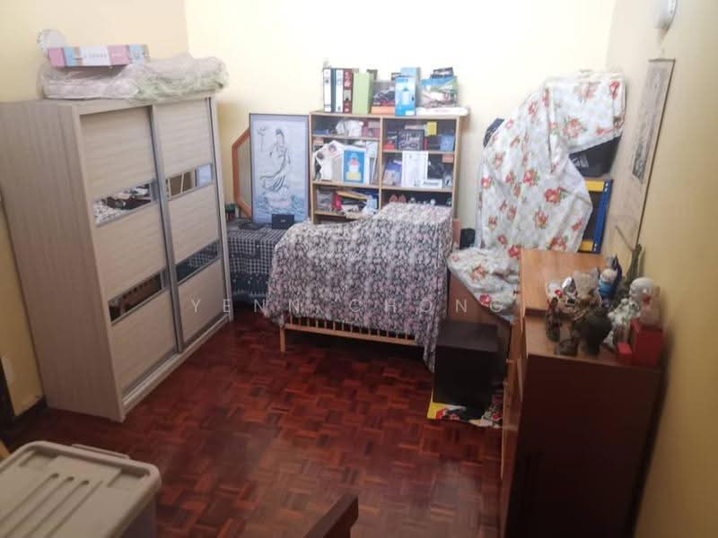 2-storey Terraced House for Sale in Happy Garden (Kuchai Lama) - Yenn Chong - Bedroom - PropertyGuru.com.my