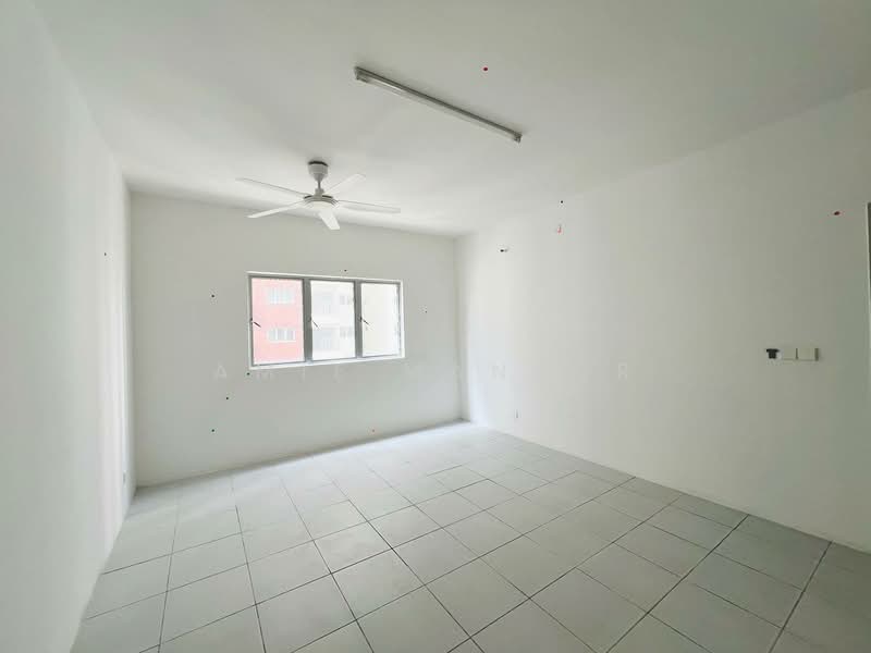 Condominium for Rent at Residensi Sateria - Amie Mansor - Interior - PropertyGuru.com.my