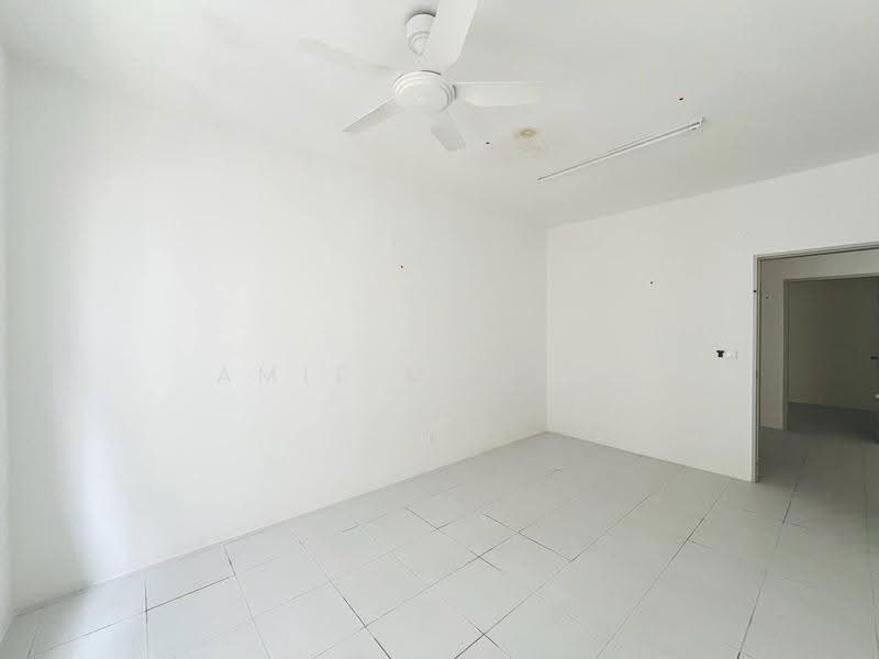 Condominium for Rent at Residensi Sateria - Amie Mansor - Interior - PropertyGuru.com.my
