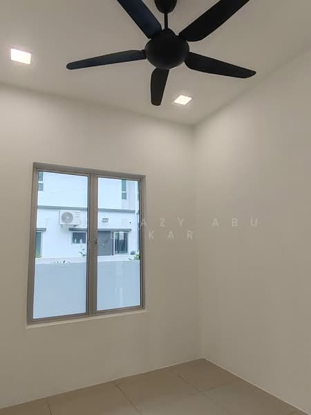 2-storey Terraced House for Sale in Kuala Selangor (Selangor) - Fakurazy Abu Bakar - Interior - PropertyGuru.com.my