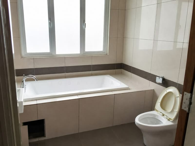 Semi-Detached House for Sale in Taman Segambut (Jalan Kuching) - Iqbal Rafei - Bathroom - PropertyGuru.com.my