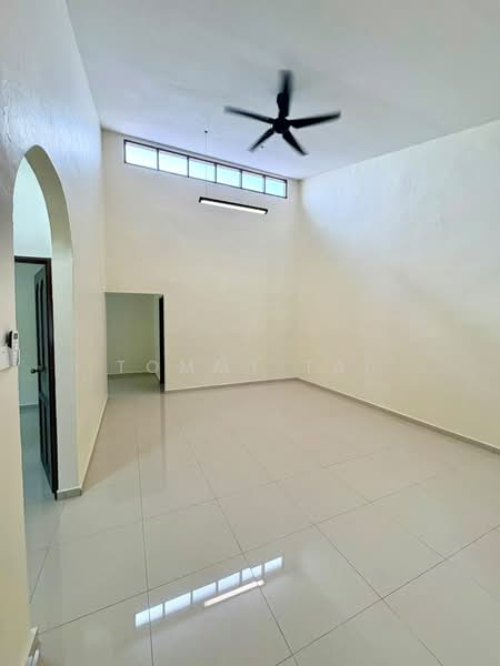 Semi-Detached House for Rent in Taman Sri Tebrau (Johor Bahru) - Tommy Tai - Living Room - PropertyGuru.com.my