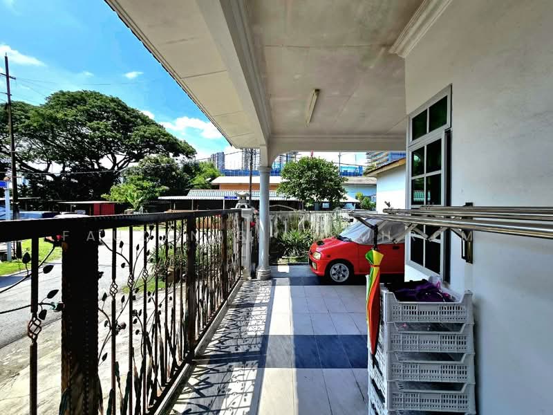 Semi-Detached House for Sale in Taman Salak Jaya (Salak South) - Fauzan bin Sahrom - PropertyGuru.com.my
