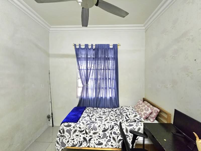 Semi-Detached House for Sale in Taman Salak Jaya (Salak South) - Fauzan bin Sahrom - PropertyGuru.com.my