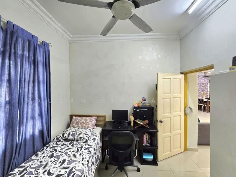 Semi-Detached House for Sale in Taman Salak Jaya (Salak South) - Fauzan bin Sahrom - PropertyGuru.com.my