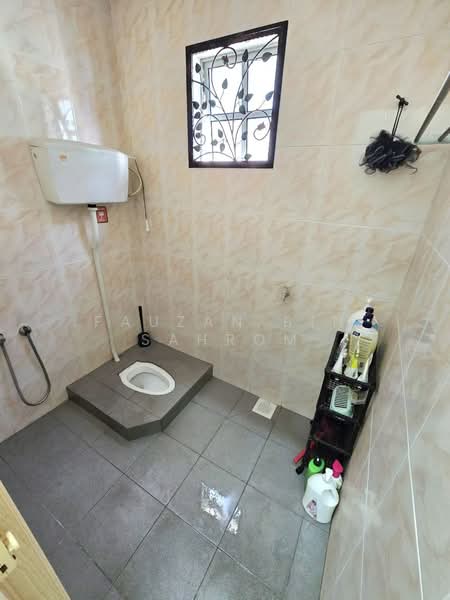 Semi-Detached House for Sale in Taman Salak Jaya (Salak South) - Fauzan bin Sahrom - PropertyGuru.com.my