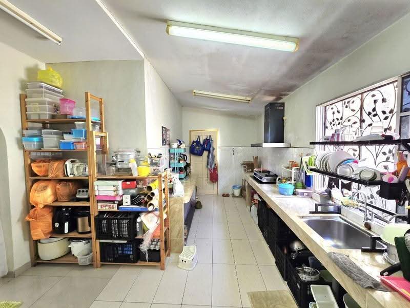 Semi-Detached House for Sale in Taman Salak Jaya (Salak South) - Fauzan bin Sahrom - PropertyGuru.com.my