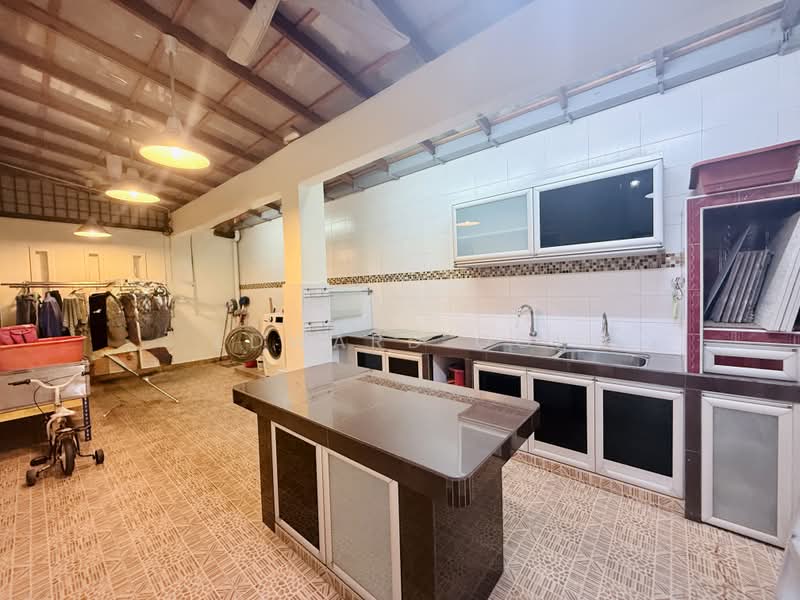 Townhouse for Sale in Taman Lagenda Mas (Cheras) - Edward Ooi - Kitchen - PropertyGuru.com.my
