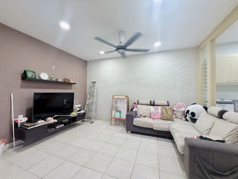Townhouse for Sale in Taman Lagenda Mas (Cheras) - Edward Ooi - Living Room - PropertyGuru.com.my