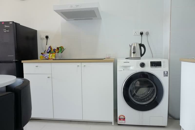 Kediaman Servis untuk Disewa di 121 Residences - Addy Ng - Kitchen - PropertyGuru.com.my
