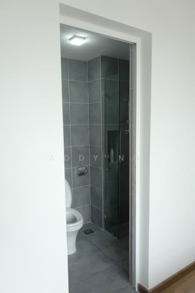 Kediaman Servis untuk Disewa di 121 Residences - Addy Ng - Bathroom - PropertyGuru.com.my