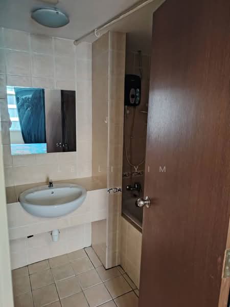 Service Residence for Rent at 38 Bidara Condominium - Lesli Yim - Bathroom - PropertyGuru.com.my