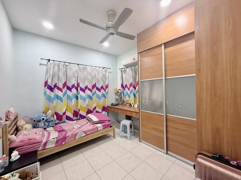 Townhouse for Sale in Bandar Tun Hussein Onn (Cheras) - Edward Ooi - Bedroom - PropertyGuru.com.my