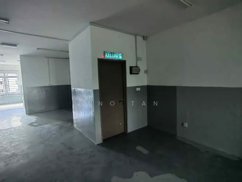 Retail Office for Rent in Kuching (Sarawak) - Jeno Tan - Entrance - PropertyGuru.com.my