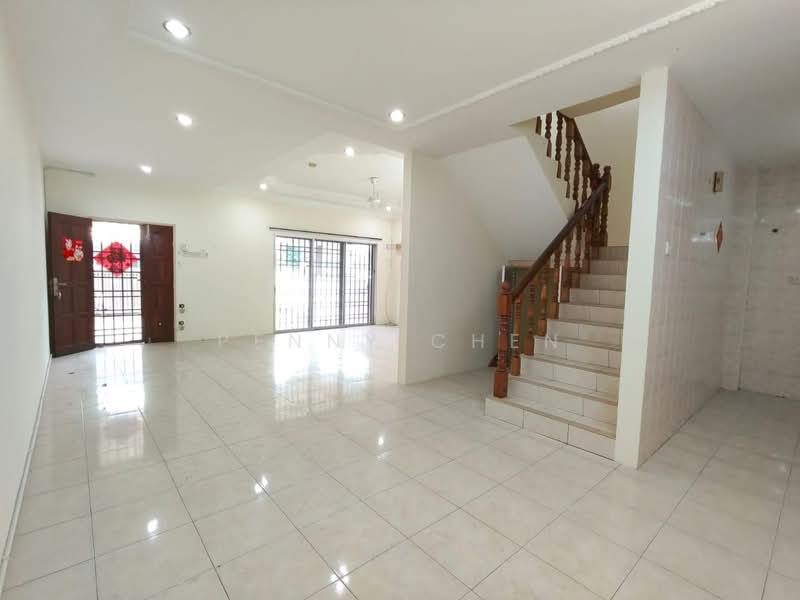 Rumah Teres 2-Tingkat untuk Dijual di Taman Desa Rishah Indah (Ipoh) - PENNY CHEN - Living Room - PropertyGuru.com.my