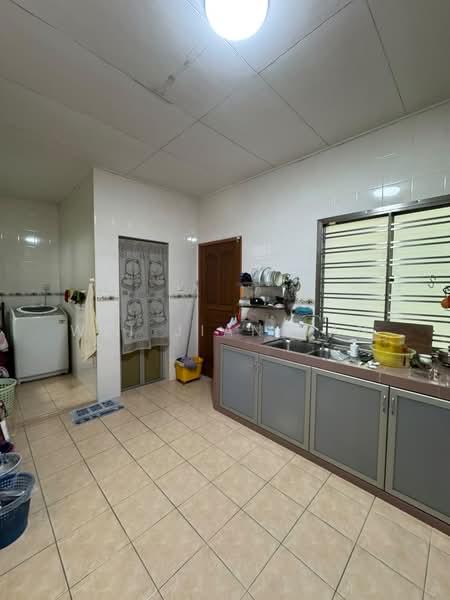 Rumah Teres 2-Tingkat untuk Dijual di Bukit Indah (Ampang) - Wei Jian Tan - Kitchen - PropertyGuru.com.my