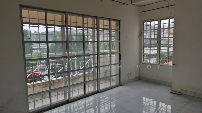 2-storey Terraced House for Rent in Bandar Kinrara (Selangor) - Chang Siew Moy - Balcony - PropertyGuru.com.my