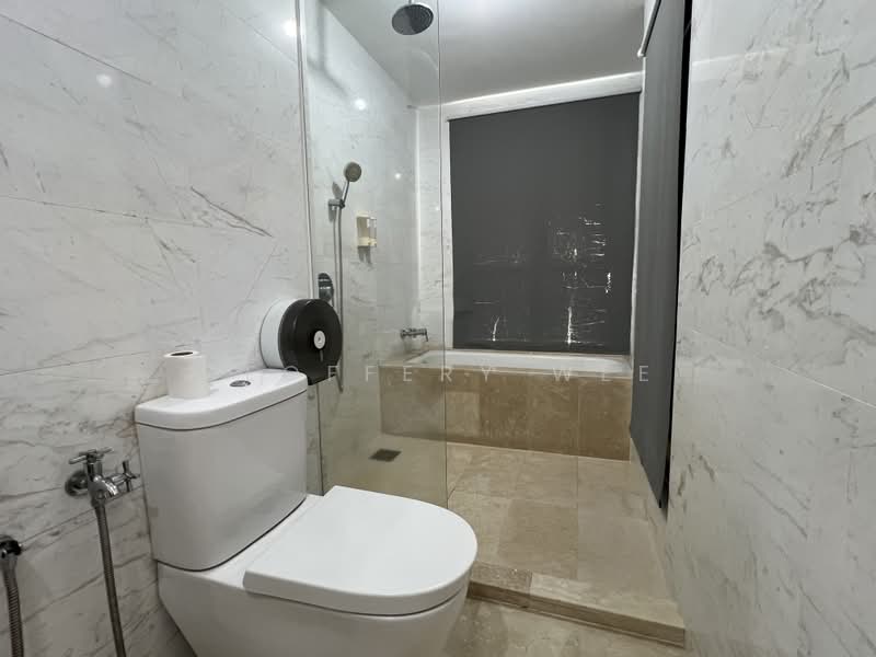 Condominium for Rent at Silverscape Residences - Geoffery Wee - Bathroom - PropertyGuru.com.my