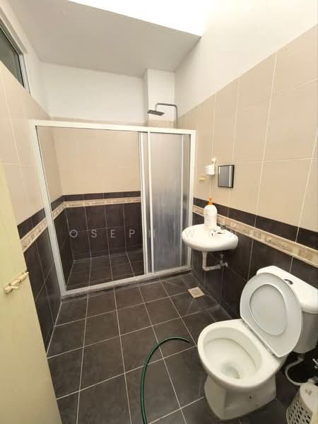 2.5-storey Terraced House for Sale in Panorama Lapangan Perdana (Ipoh) - Joseph Wong - Bathroom - PropertyGuru.com.my