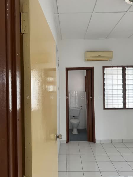 Rumah Teres 2-Tingkat untuk Dijual di Bandar Kinrara Seksyen 1 (Bandar Kinrara) - Tan Bee Choo - Bathroom - PropertyGuru.com.my