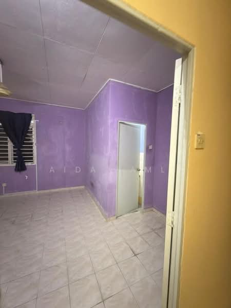 2-storey Terraced House for Sale in Bandar Saujana Putra (Tanjong Duabelas) - Aida Ramli - Interior - PropertyGuru.com.my