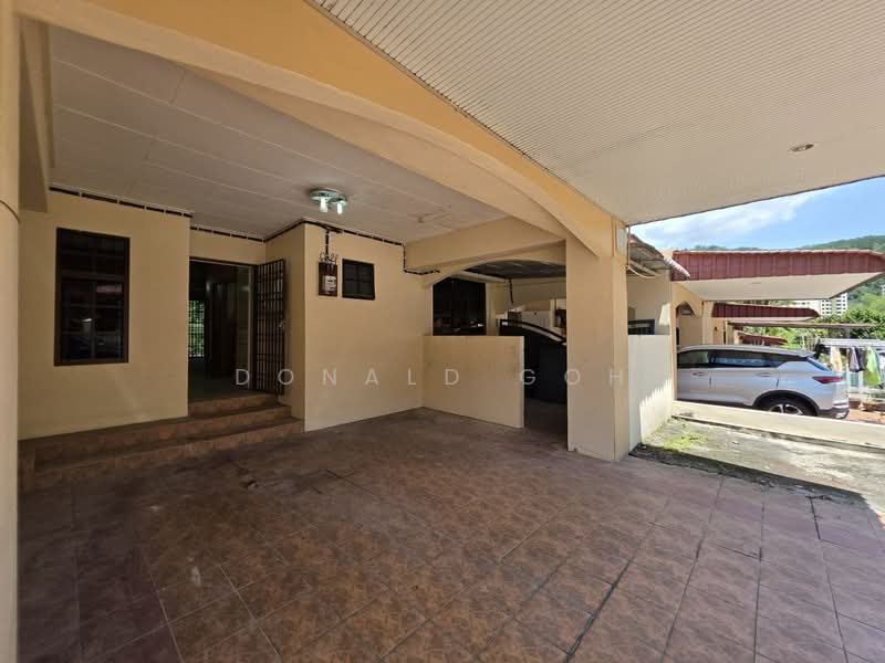 2.5-storey Terraced House for Sale in Meru Valley (Ipoh) - Donald Goh - Exterior - PropertyGuru.com.my