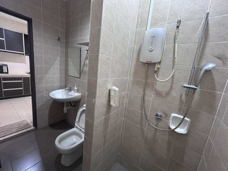 Rumah Teres 2-Tingkat untuk Dijual di Kinrara Residence (Puchong) - Cindy Lee Yoke Peng - Bathroom - PropertyGuru.com.my