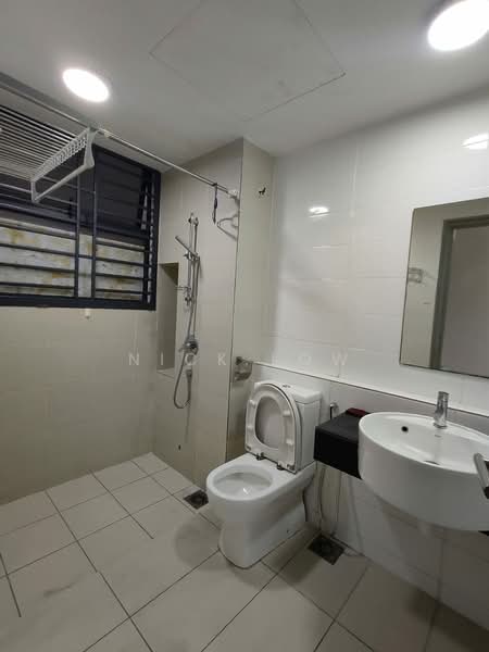Kediaman Servis untuk Disewa di Residences @ 1 Tebrau - Nick Low - Bathroom - PropertyGuru.com.my
