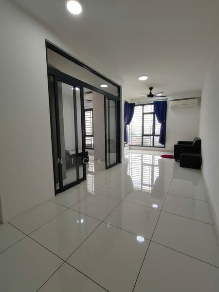 Kediaman Servis untuk Disewa di Residences @ 1 Tebrau - Nick Low - Living Room - PropertyGuru.com.my