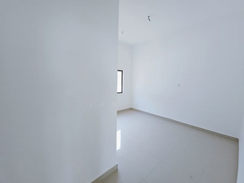 Bungalow House for Sale in Taman Bunga Raya (Kuala Kangsar) - Ivan Tai - Interior - PropertyGuru.com.my
