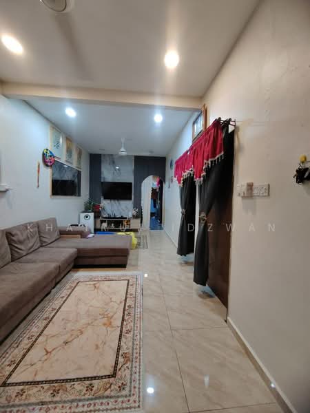 Terraced House for Sale in Taman Desa Rhu (Sikamat) - Khairul Idzwan - Living Room - PropertyGuru.com.my