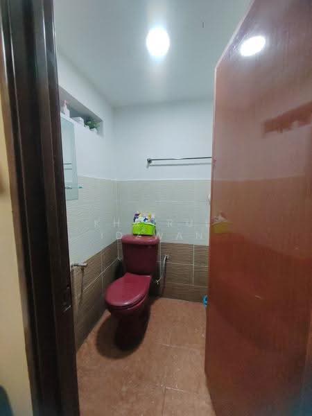 Terraced House for Sale in Taman Desa Rhu (Sikamat) - Khairul Idzwan - Bathroom - PropertyGuru.com.my