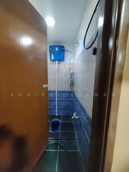 Terraced House for Sale in Taman Desa Rhu (Sikamat) - Khairul Idzwan - Bathroom - PropertyGuru.com.my