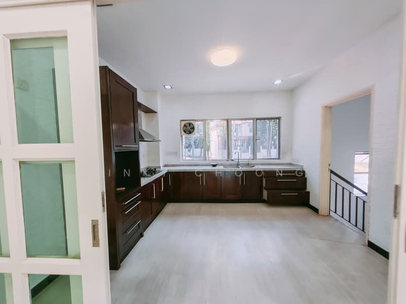 Rumah Teres 2.5-Tingkat untuk Disewa di Valencia (Sungai Buloh) - Pinky Choong - Kitchen - PropertyGuru.com.my