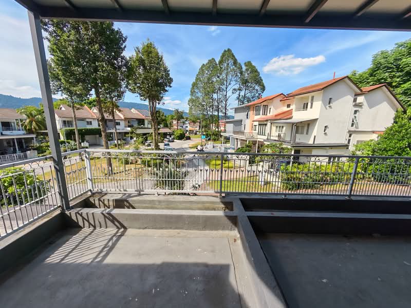 Rumah Teres 2.5-Tingkat untuk Disewa di Valencia (Sungai Buloh) - Pinky Choong - Balcony - PropertyGuru.com.my