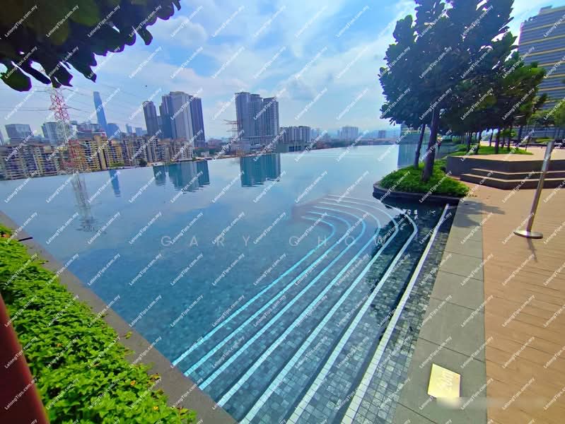 Kediaman Servis untuk Dijual di M Vertica - Gary Chow - Pool - PropertyGuru.com.my
