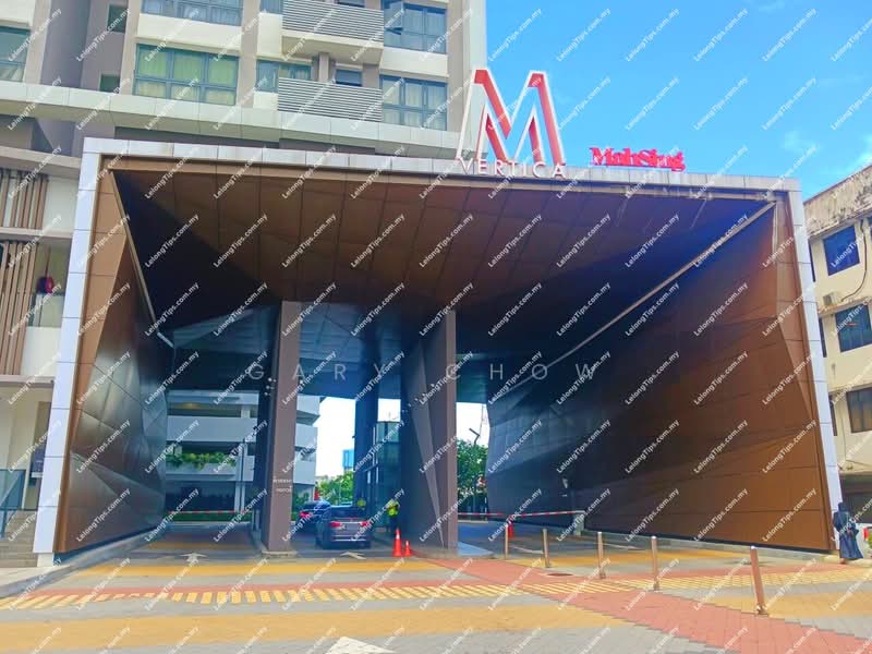 Kediaman Servis untuk Dijual di M Vertica - Gary Chow - Exterior - PropertyGuru.com.my