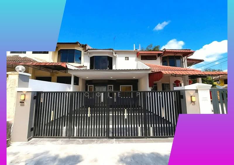 Rumah Teres 2-Tingkat untuk Dijual di Taman Anggerik (Johor Bahru) - Nicole Pua - Exterior - PropertyGuru.com.my
