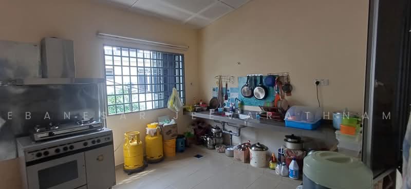 1-storey Terraced House for Sale in Seremban (Negeri Sembilan) - Ebanesar Jeevarathnam - Kitchen - PropertyGuru.com.my