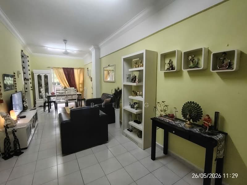 Pangsapuri untuk Dijual di Sri Selera Court Apartment - Bee Ng - Living Room - PropertyGuru.com.my