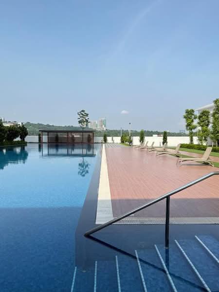 Kediaman Servis untuk Disewa di Suria Garden - Carlos Ng - Pool - PropertyGuru.com.my