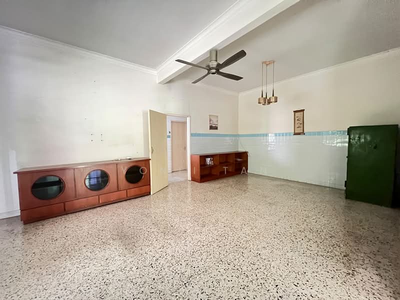 Semi-Detached House for Sale in Jelutong (Penang) - Yonii Tan - Living Room - PropertyGuru.com.my