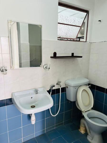 Condominium for Rent at Danau Impian - Isaac Tee - Bathroom - PropertyGuru.com.my