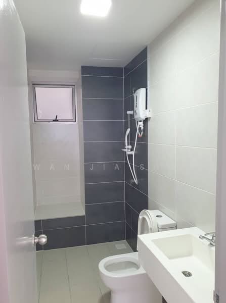 Kondominium untuk Disewa di Residensi PV18 - Wan Jia Shun - Bathroom - PropertyGuru.com.my