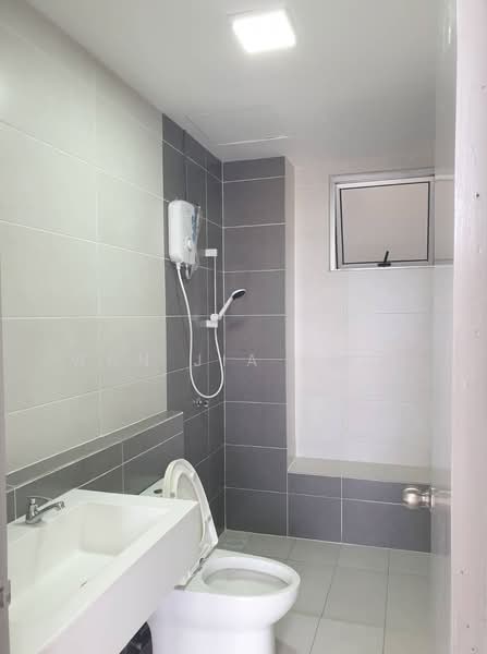 Kondominium untuk Disewa di Residensi PV18 - Wan Jia Shun - Bathroom - PropertyGuru.com.my