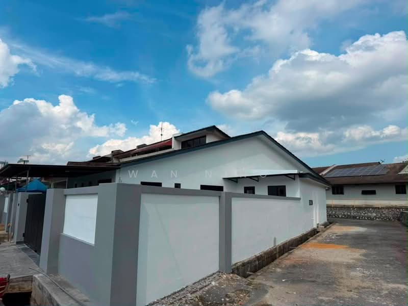 Rumah Teres 1-Tingkat untuk Dijual di Taman Suria (Johor Bahru) - Wan Ning - Exterior - PropertyGuru.com.my