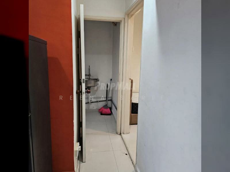 2-storey Terraced House for Sale in Medan Damansara (Damansara Heights) - Reena Sarif - Corridor - PropertyGuru.com.my