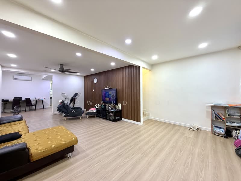 Rumah Teres 2-Tingkat untuk Dijual di Pandan Perdana (Ampang) - Edward Ooi - Living Room - PropertyGuru.com.my