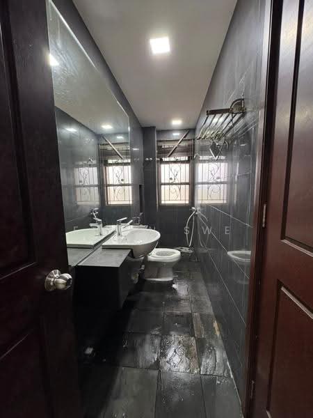 2-storey Terraced House for Sale in Bukit Rahman Putra (Sungai Buloh) - Ethan Swe - Bathroom - PropertyGuru.com.my