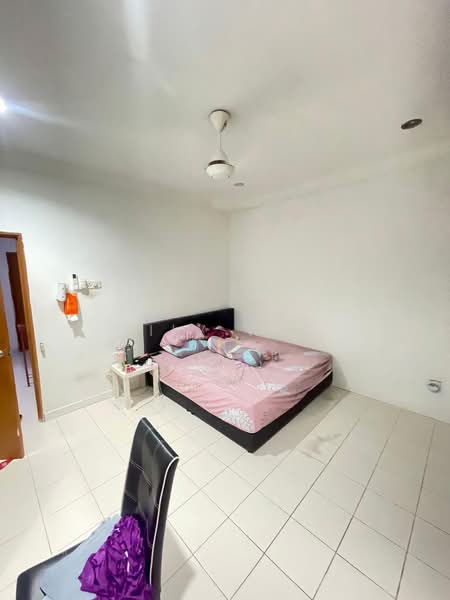 Apartment for Sale at Villa Hijauan - Lily Wee - Bedroom - PropertyGuru.com.my